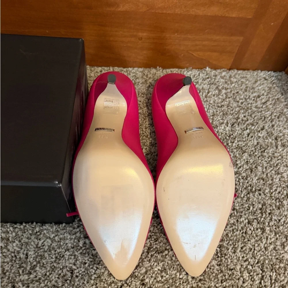 Gucci Hot Pink Pointed-Toe Bow Pumps - Picture 6 of 16